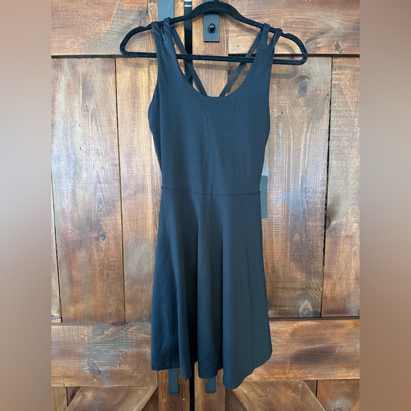 Fabletics Boost Performance Dress - Picture 5 of 8